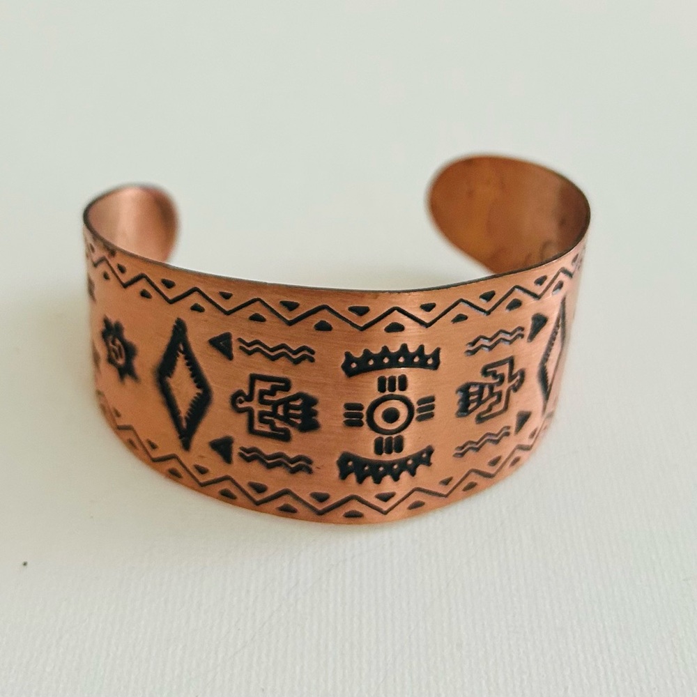 WMCO Signed Vintage Copper Cuff Bracelet w/Black Tribal Native American Design